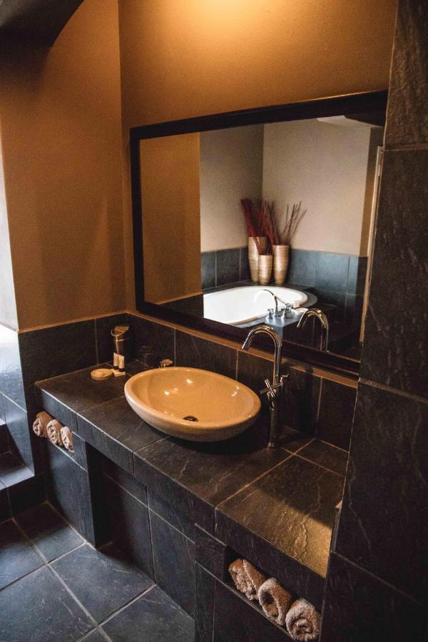 Bass Lake Country Lodge Pretoria Luaran gambar