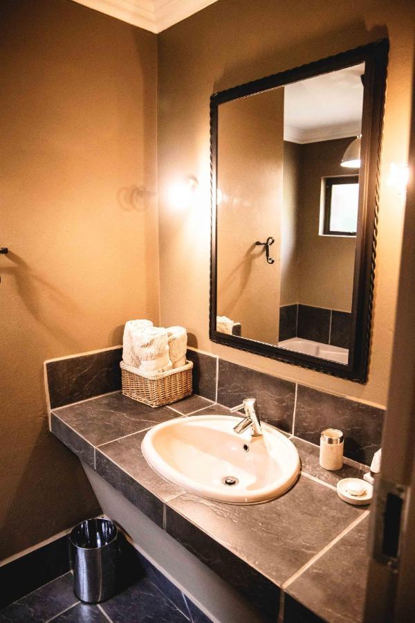 Bass Lake Country Lodge Pretoria Luaran gambar