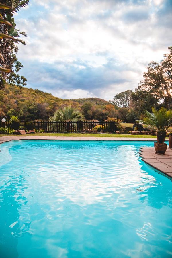 Bass Lake Country Lodge Pretoria Luaran gambar